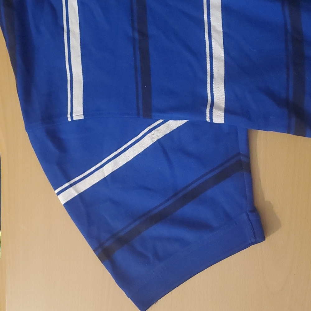 Shirt - Picture 3 of 3